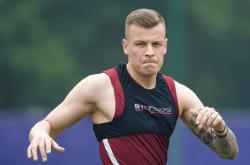 开云下载包含转会期中超传出新动向；纽约尼克斯篮板制胜；管理层表态：震撼外界；赛季目标并未改变的词条