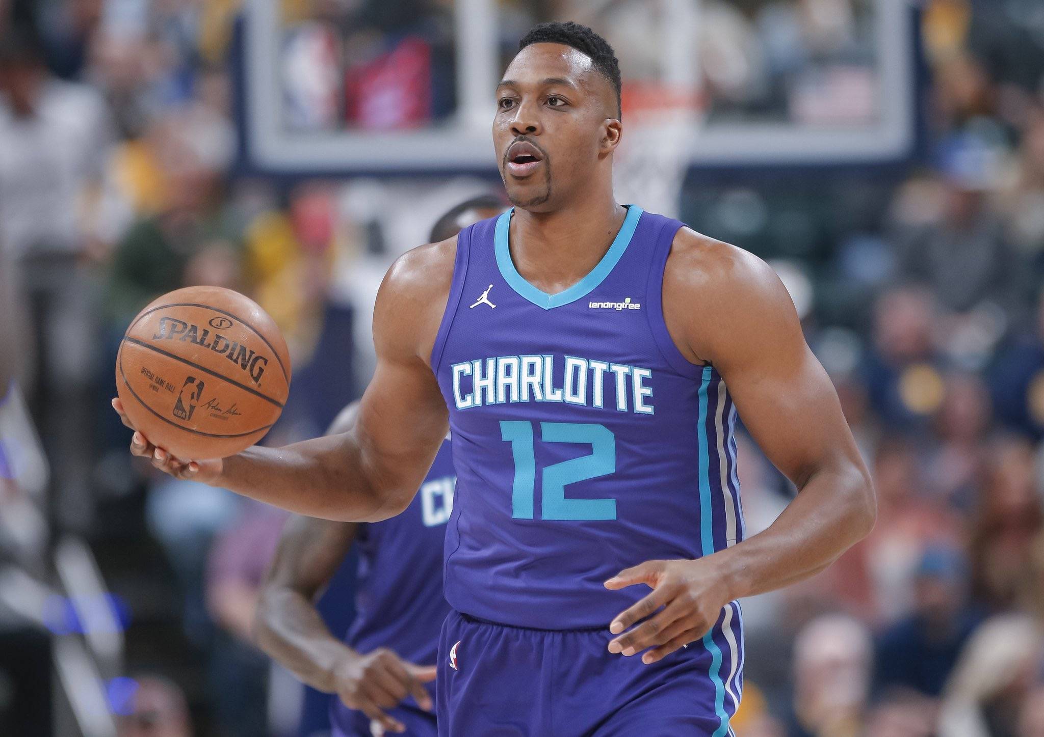 包含夏洛特黄蜂关键时刻复出首秀，志在社区盾名次提升，压力陡增，赛程密集仍需轮换的词条