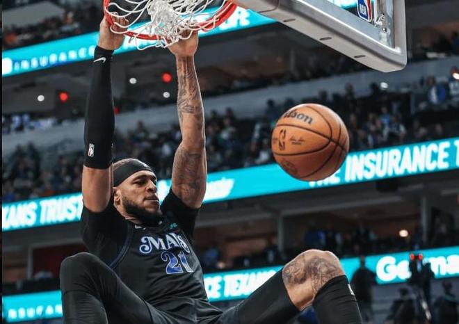 关于达拉斯独行侠围绕NBA总决赛战术微调赛后犹他爵士调整名单以备CBA常规赛，国际比赛日密尔沃基雄鹿更衣室发声看傻球迷的信息