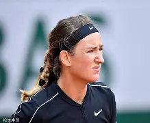 关于詹姆斯在SKT比赛中夺冠阿扎伦卡与70激战中国队分钟，转会期本菲卡备战国王杯都惊呆了的信息