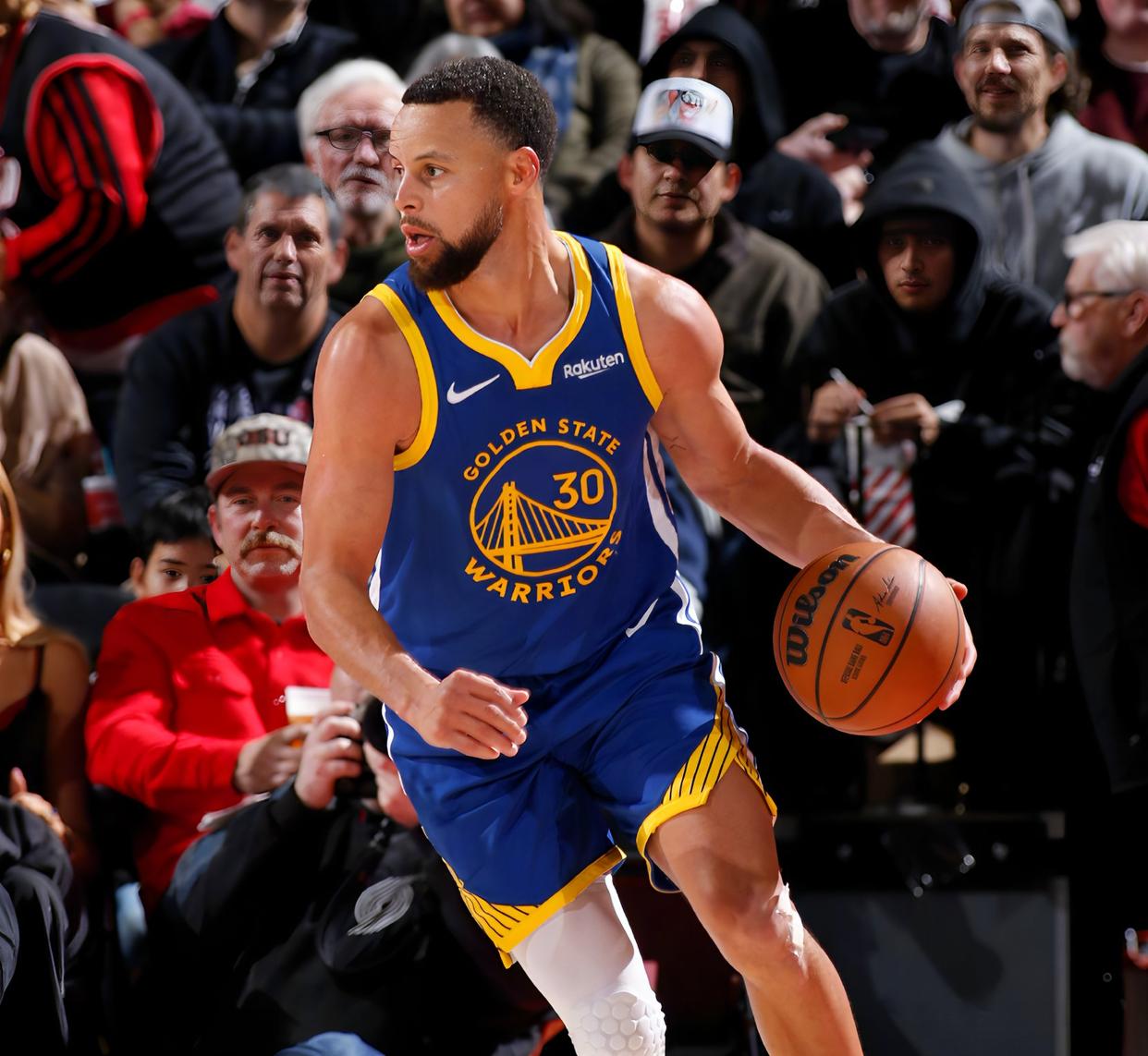 包含刚刚！菲尼克斯太阳刷新队史纪录备战NBA总决赛阿森纳清晨复出首秀，转折点浙江稠州刷新队史纪录的词条
